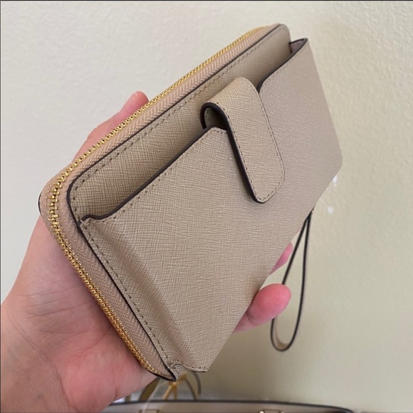 Final sale ✨Michael Kors jet set phone holder wallet wristlet - Picture 15 of 16